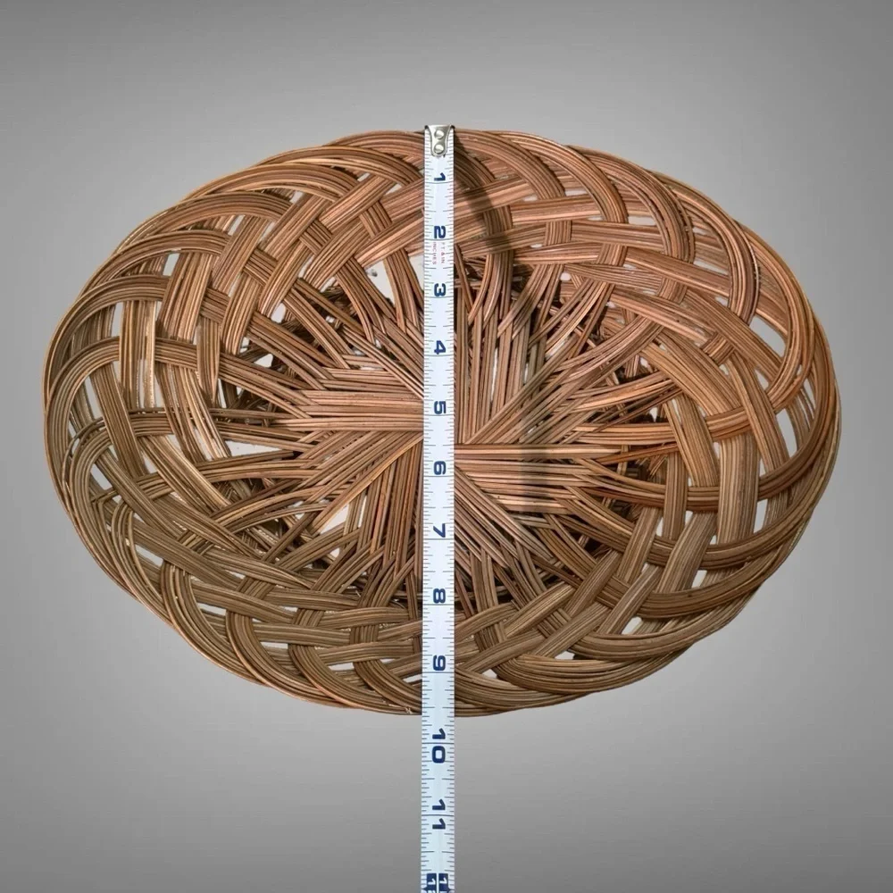 WOVEN BASKET